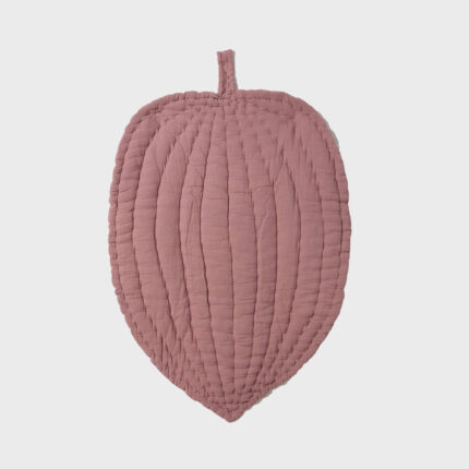 organicera organic muslin leaf mat padded dusty rose