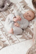 organicera organic tricot knit baby blanket animals